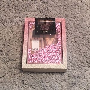 Victoria’s Secret LOVE Gift Set